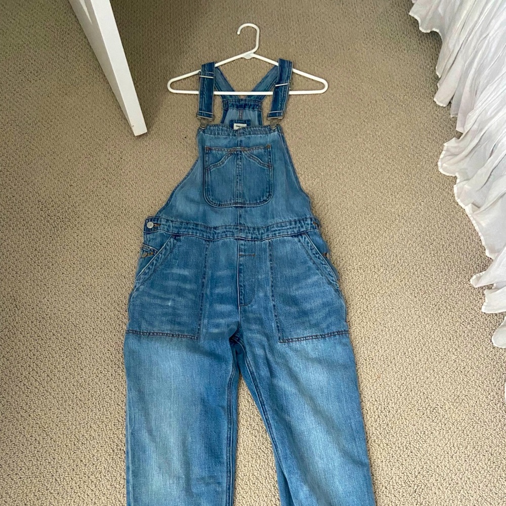 Gap overalls